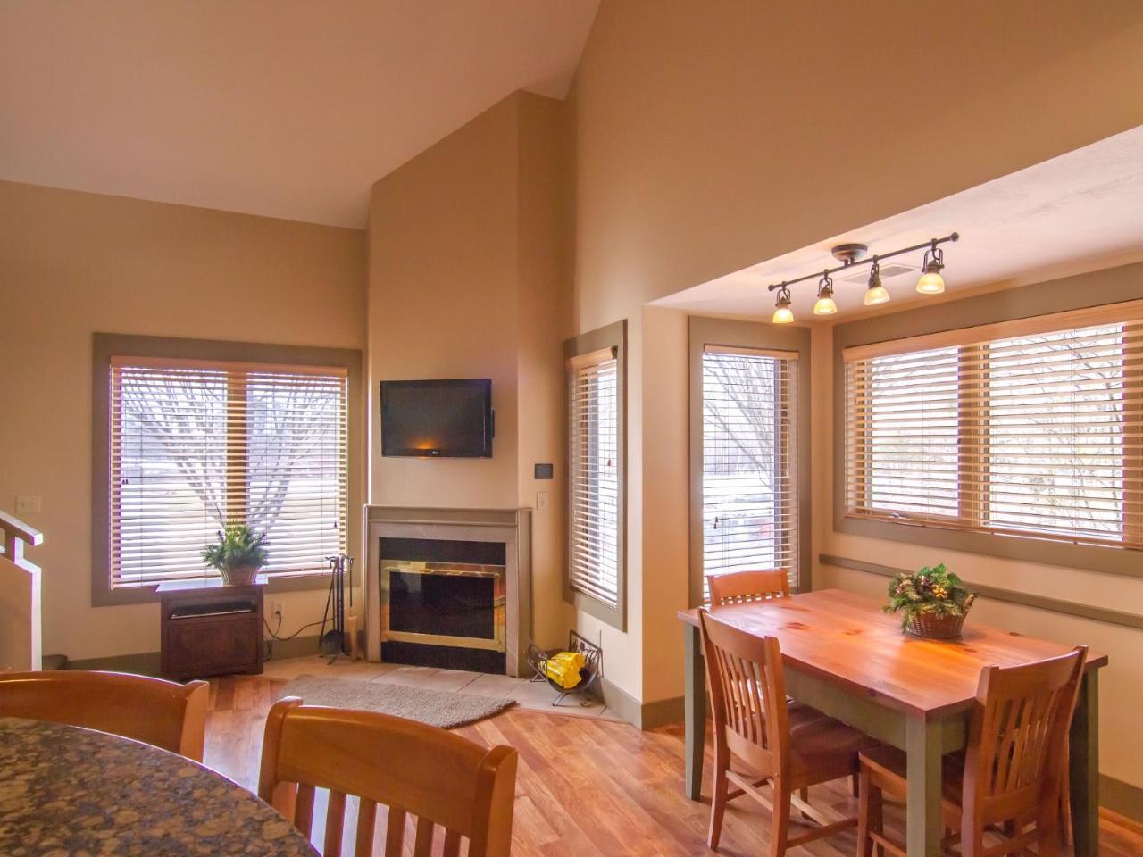 Spacious 2 Bed Condo At Crystal Mountain Resort Thompsonville Exteriör bild